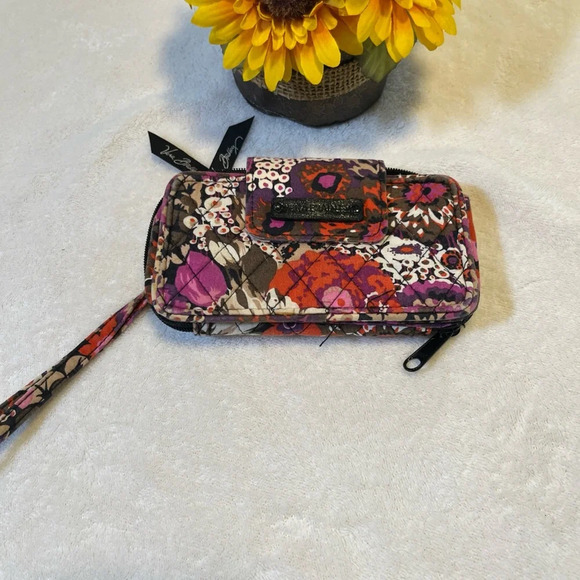 Vera Bradley multicolored zip brown wallet 6x3 Inches - Picture 1 of 6